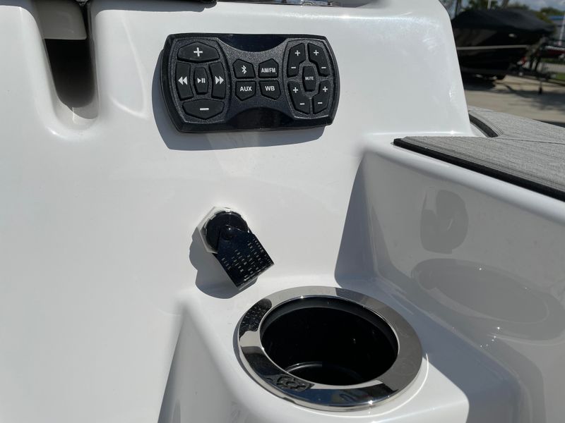 Boat Image 11