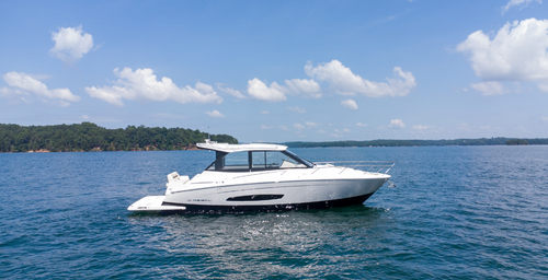 2026 Regal 36 Grande Coupe