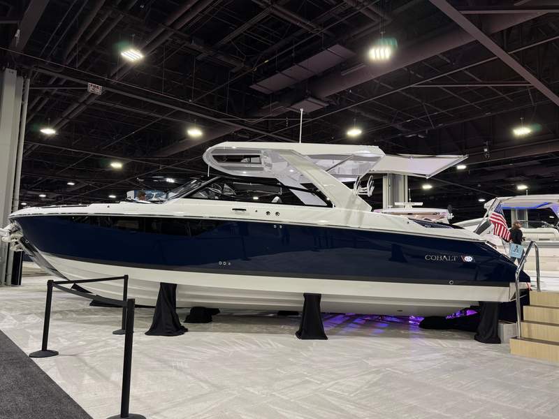 2026 Cobalt R35 Surf