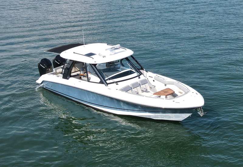 2024 Boston Whaler 380 Realm