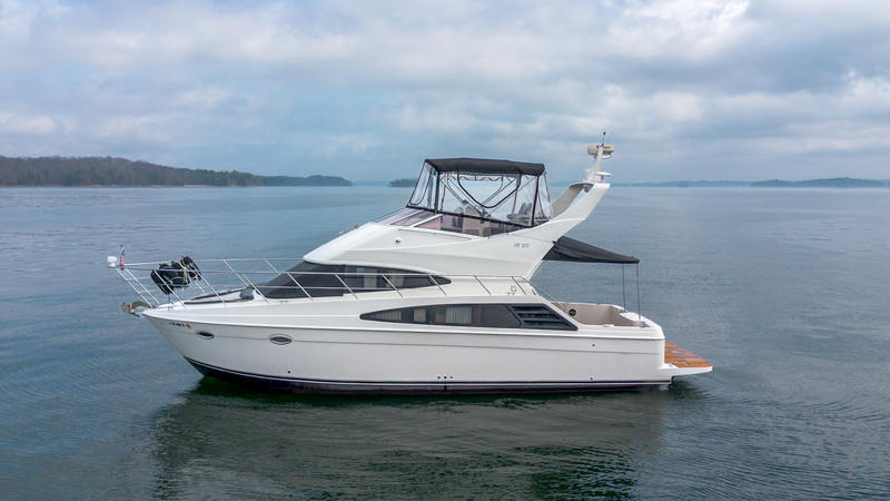 2005 Carver 38 Super Sport