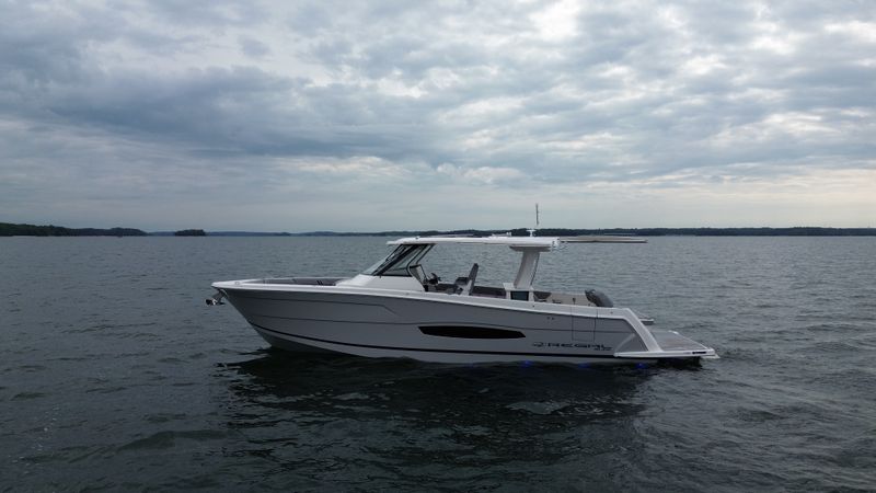 Boat Image 9