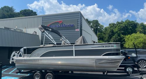 2022 Suncatcher 22 Select CC