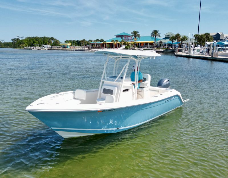 2024 Cobia 220 CC