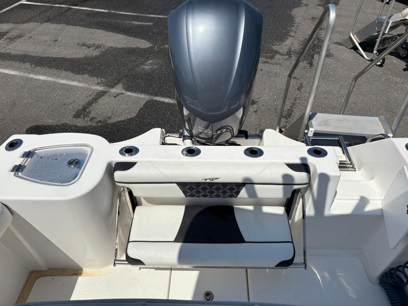 Boat Image 8