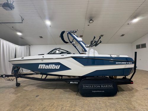 2026 Malibu Wakesetter 22 MXZ