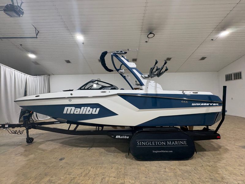2026 Malibu Wakesetter 22 MXZ