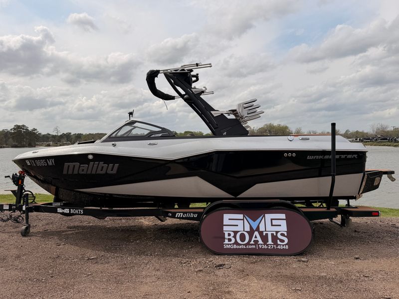 2025 Malibu Wakesetter 22 LSV