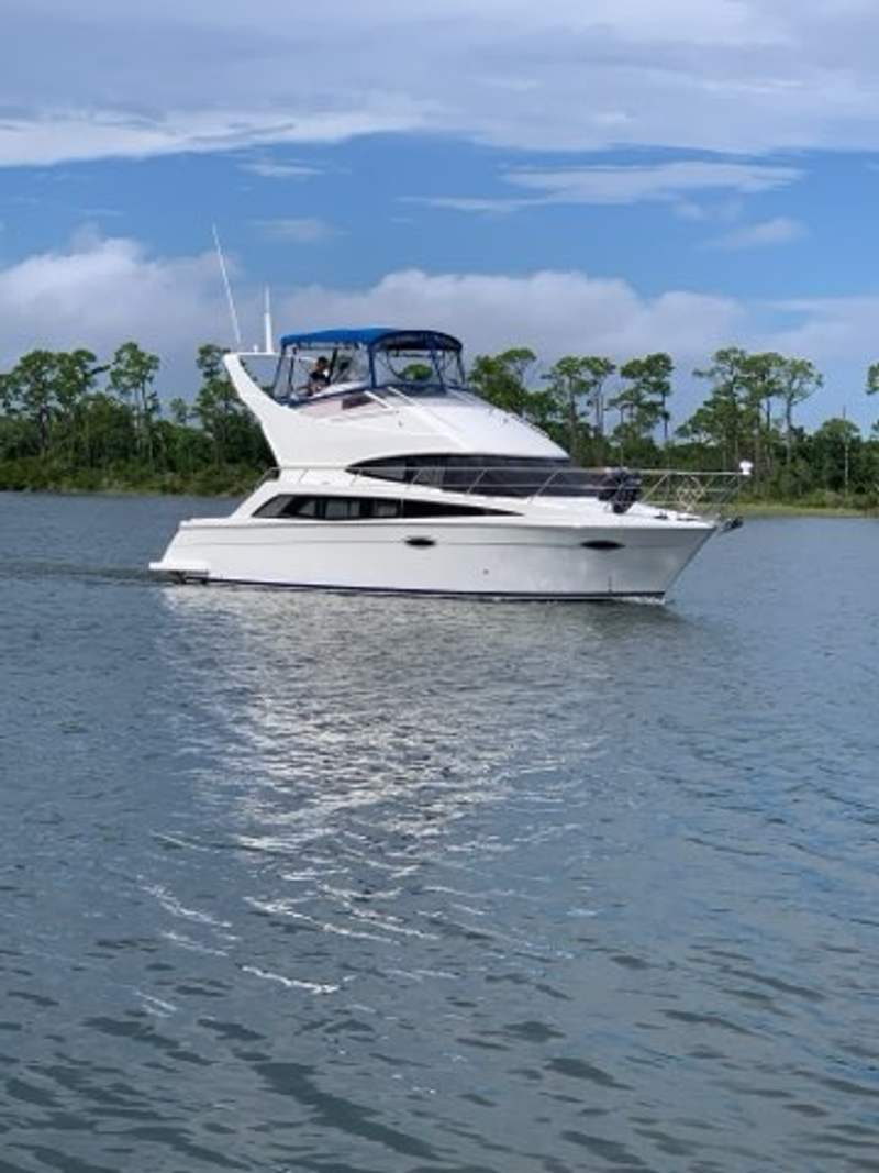 2008 Carver 36 Sport Sedan