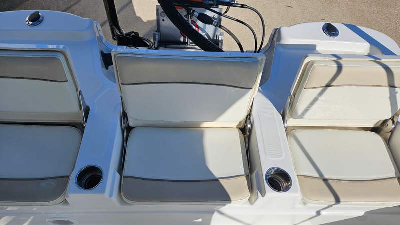 Boat Image 10
