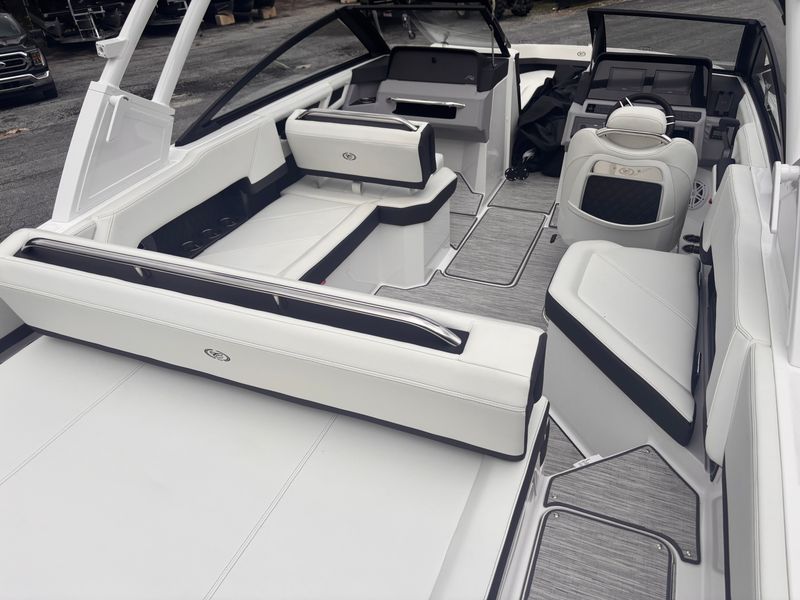 Boat Image 5