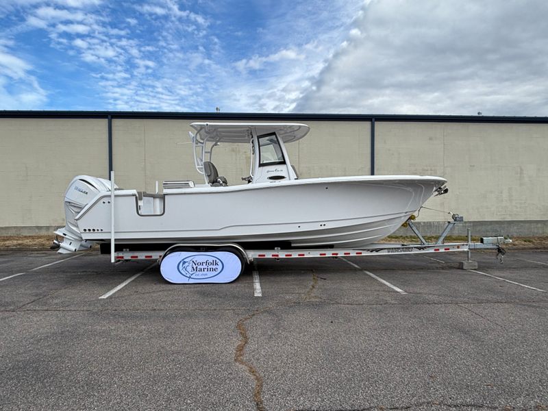 2024 Sea Hunt 28 Gamefish CB