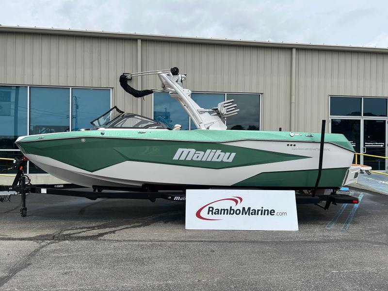 2025 Malibu Wakesetter 25 LSV