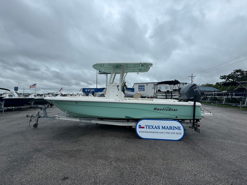 2023 Nauticstar 249 XTS