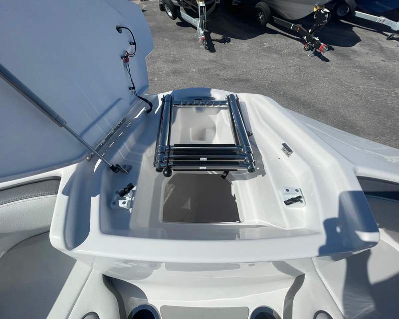 Boat Image 25