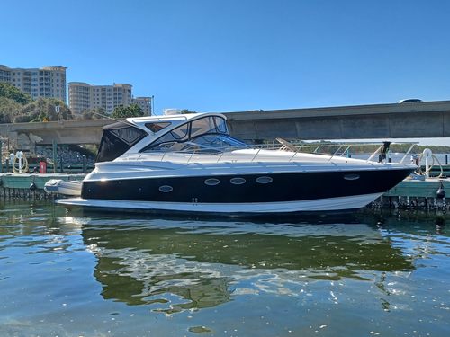 2008 Regal 4060 Commodore